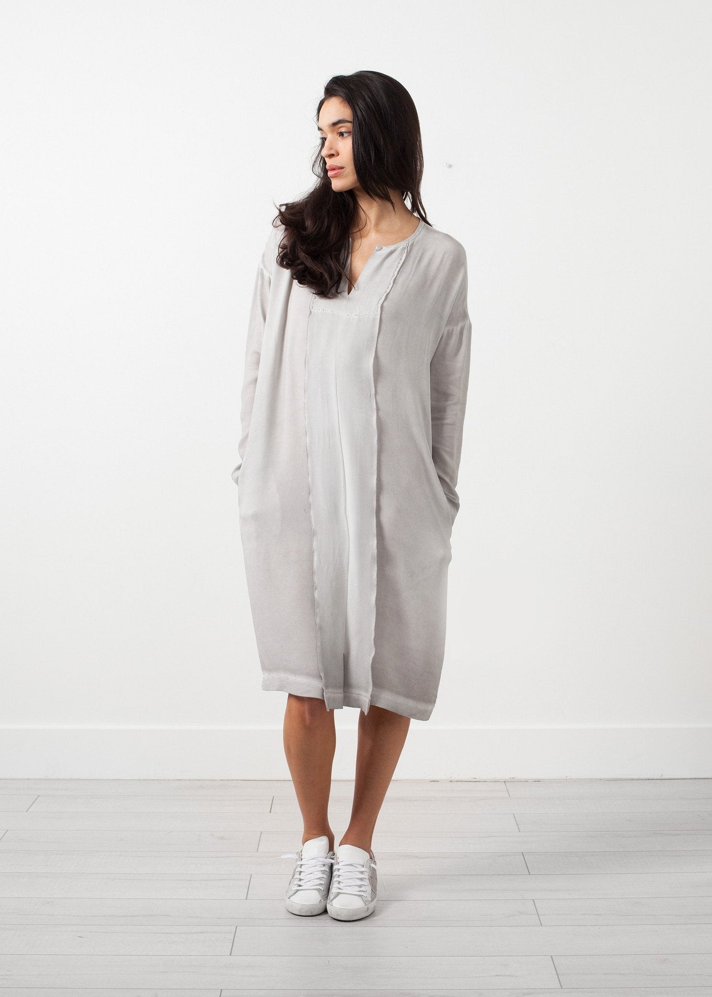 Robe en soie à manches longues