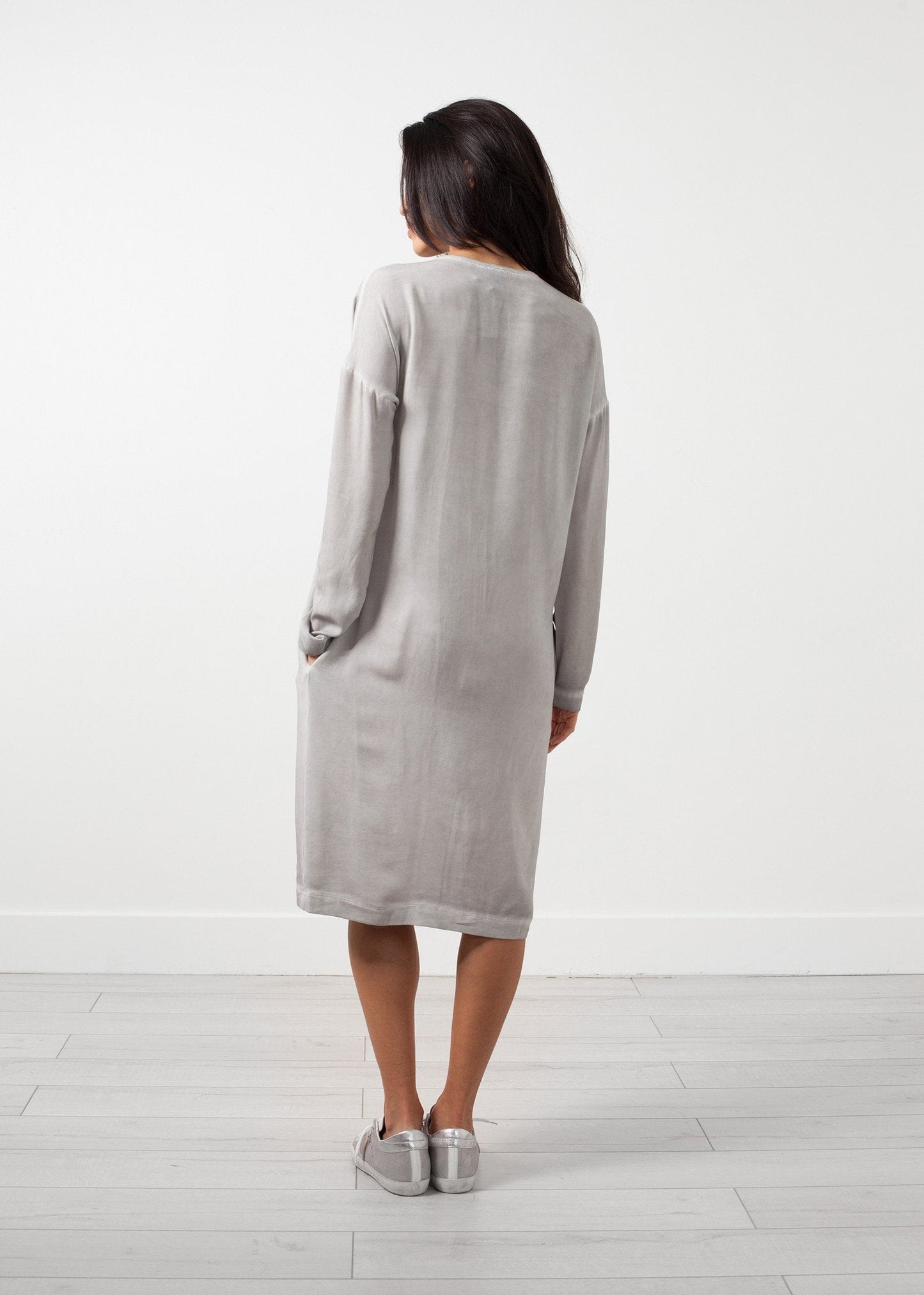 Robe en soie à manches longues