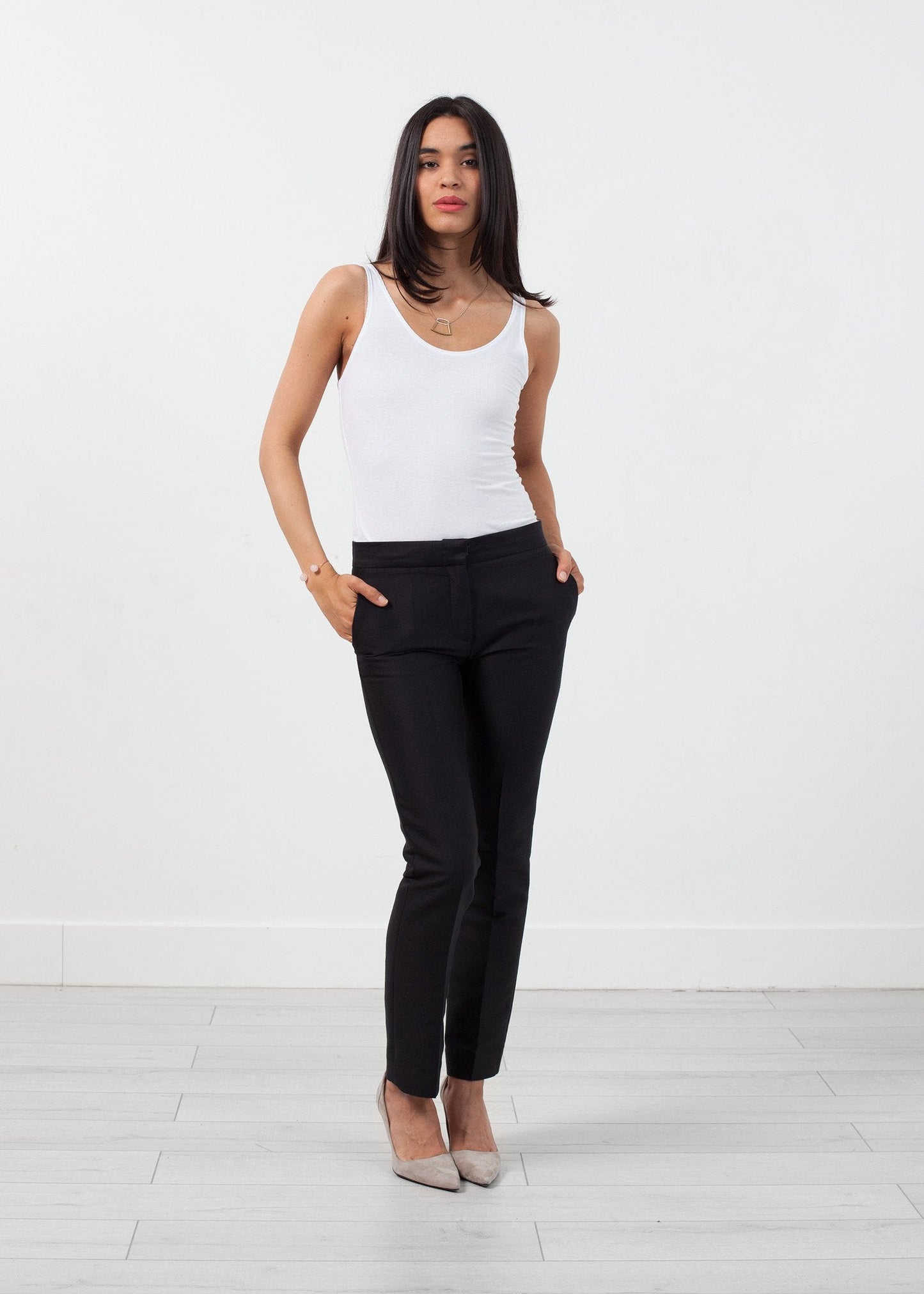 Pantalon à couture droite en noir